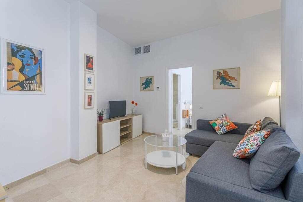 Santa Cruz Parking Incluido Apartment Севиля Екстериор снимка