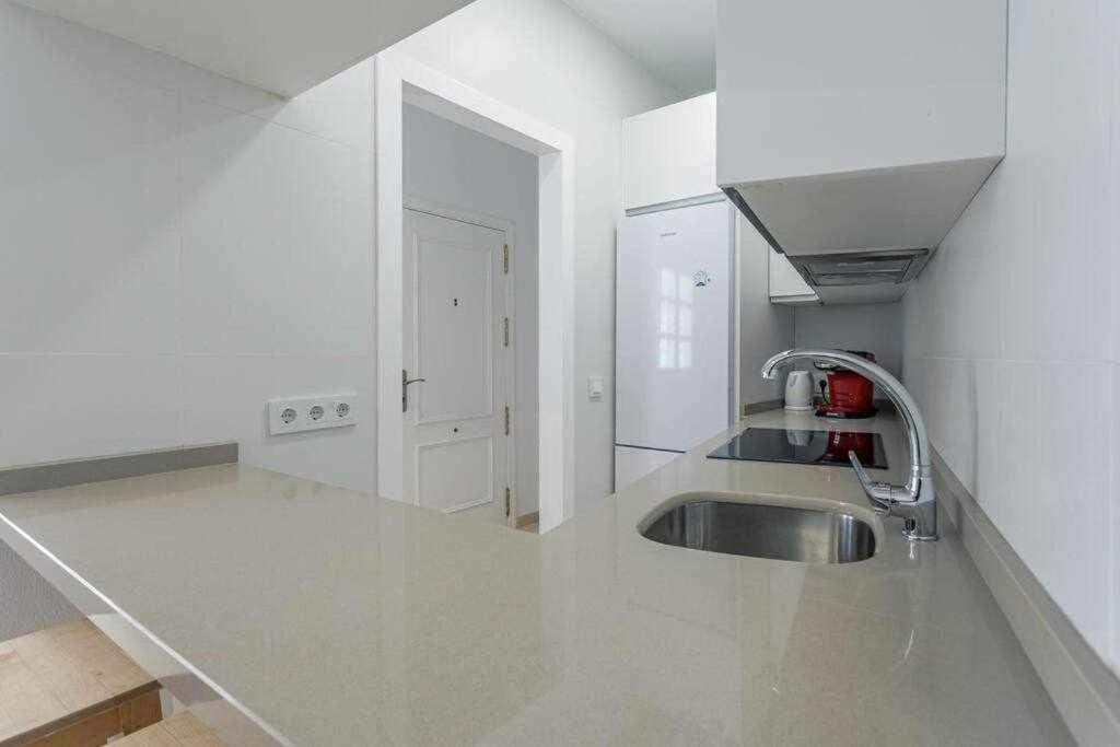 Santa Cruz Parking Incluido Apartment Севиля Екстериор снимка